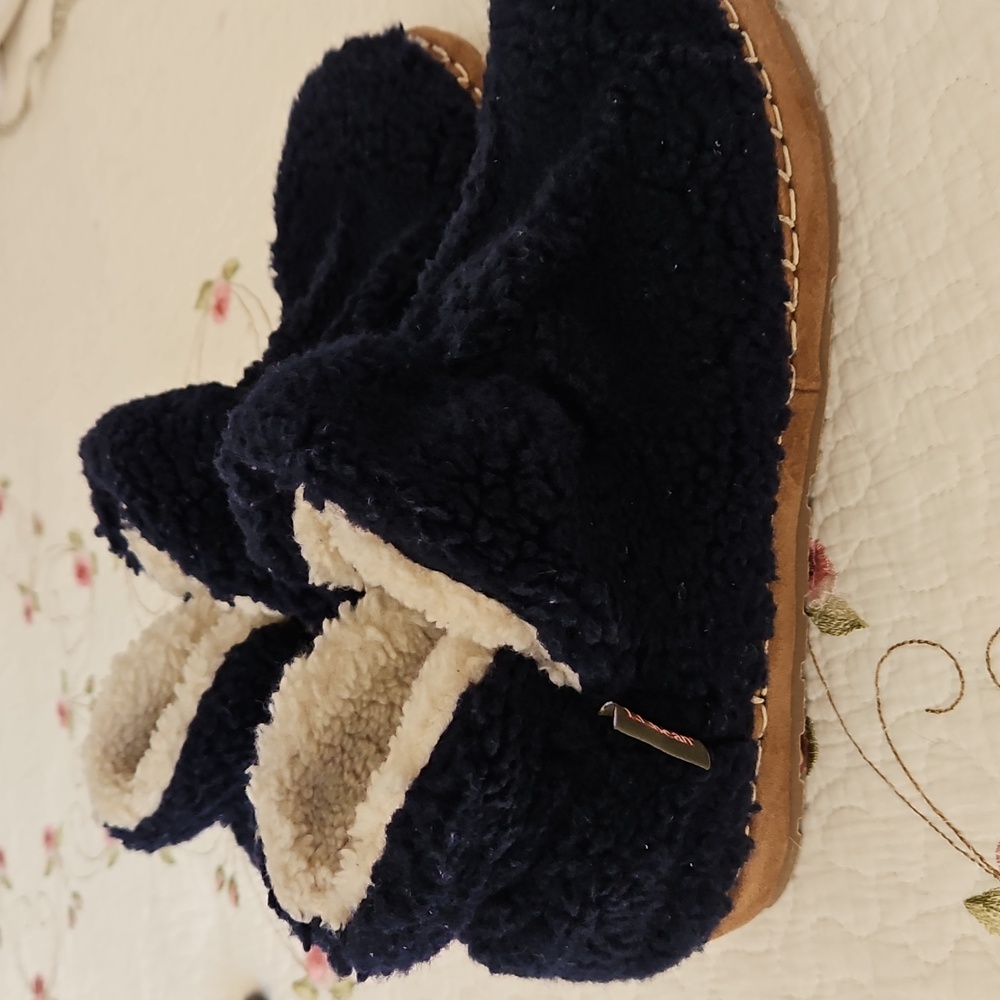 L.L. Bean Cozy Sherpa Slipper Booties Sz 10  Tried On Only
